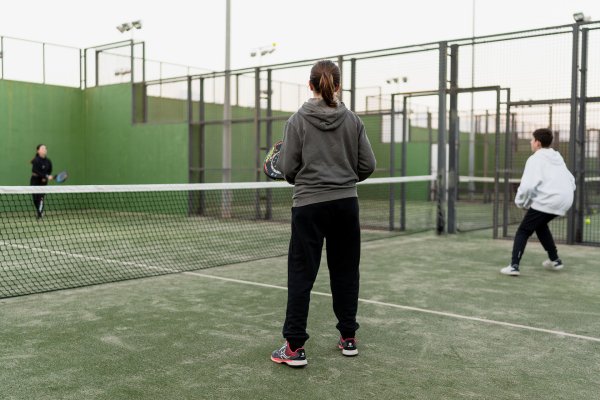 Clases de padel en Menorca